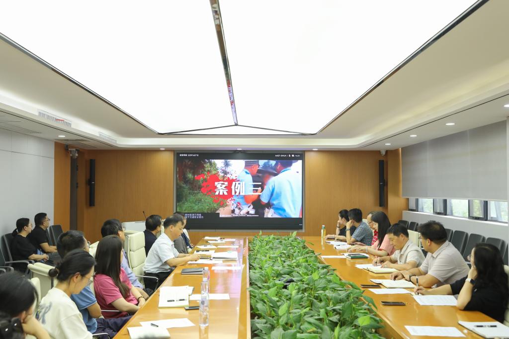 学校开展酒驾醉驾专题警示教育