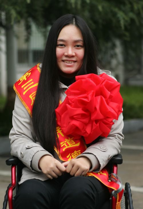 关于举办全国道德模范董明先进事迹报告会的通知